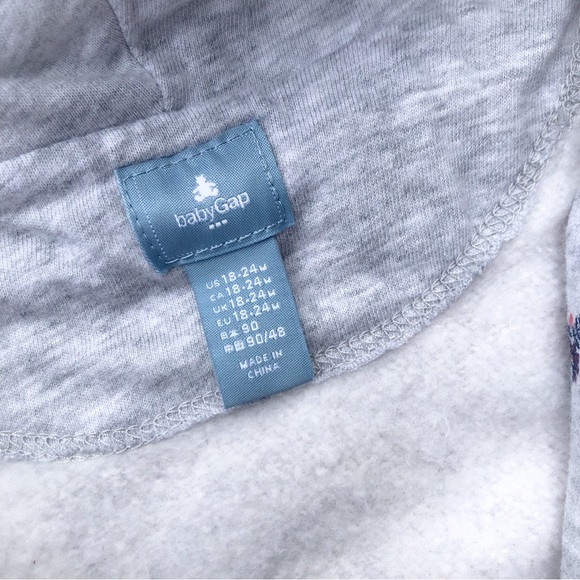 Bundle Girls / Guess Gap Distressed Jeans and Hoodie - Picture 5 of 5